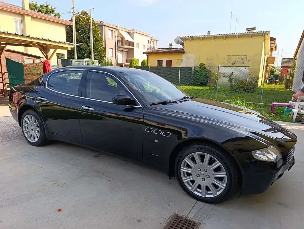 Usata Maserati Quattroporte 401 CV (294 kW) 2008 Nero Berlina