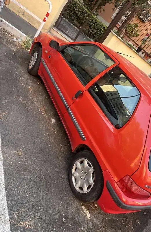 Usata Peugeot 106 60 CV (44 kW) 2002 Utilitaria