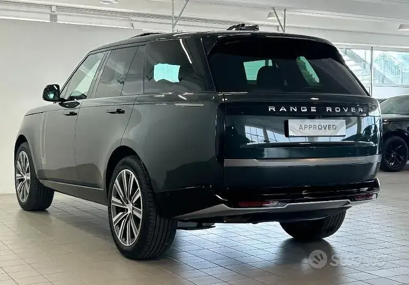 Usata Land Rover Range Rover HSE 248 CV (182 kW) 2025 Verde SUV