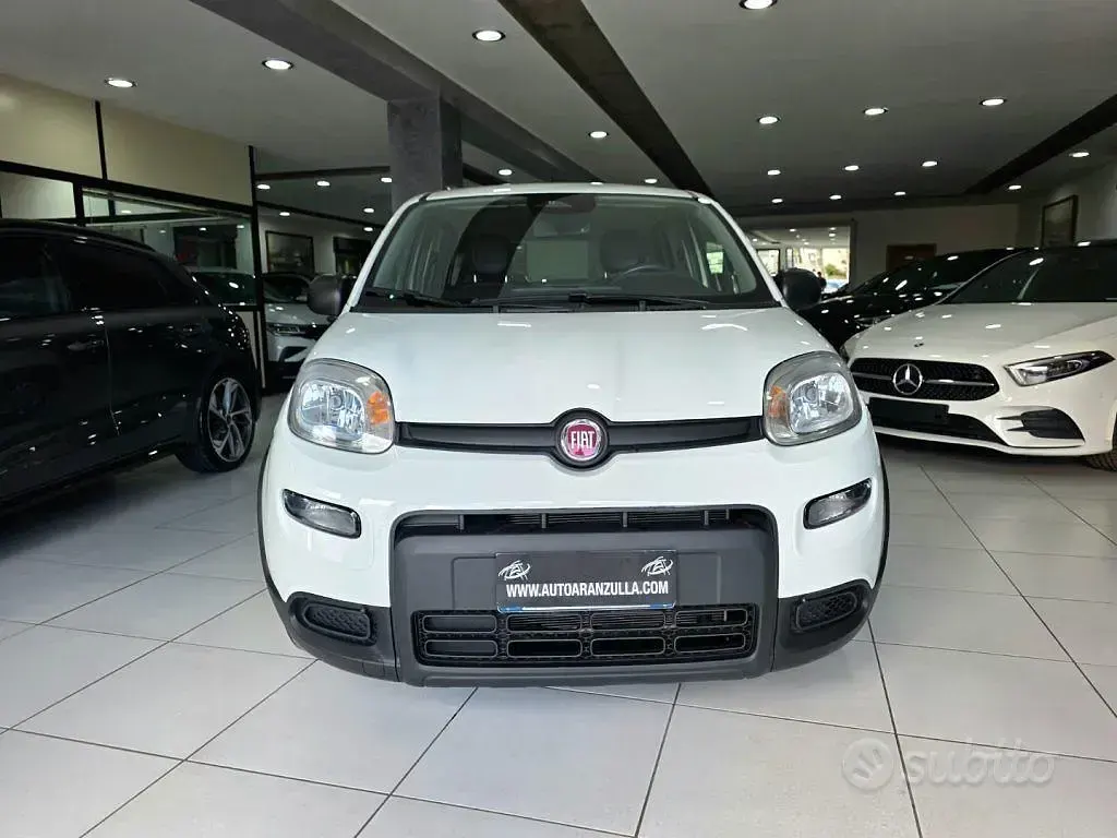 Usata Fiat Panda S 69 CV (50 kW) 2024 Bianco Utilitaria