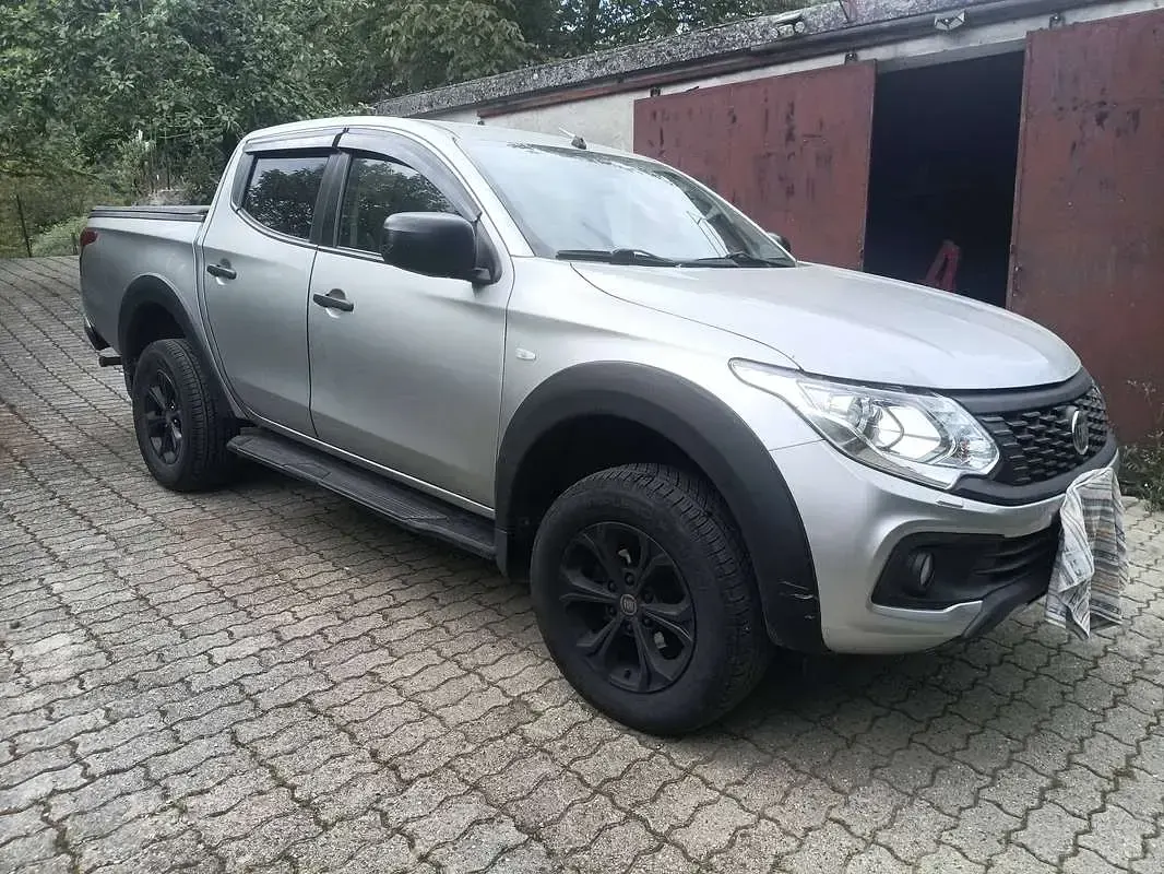 Usata Fiat Fullback Cross Plus 181 CV (133 kW) 2019 Argento Pick-up