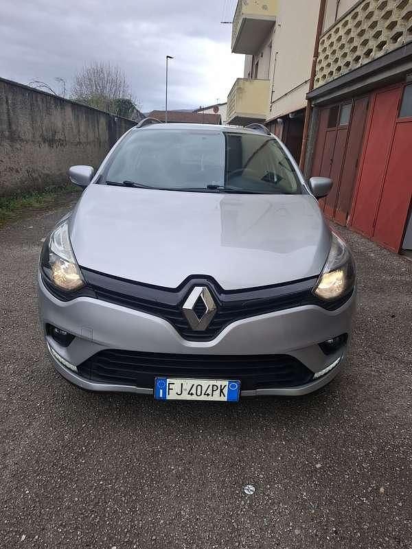 Usata Renault Clio GrandTour Life 75 CV (55 kW) 2017 Station wagon