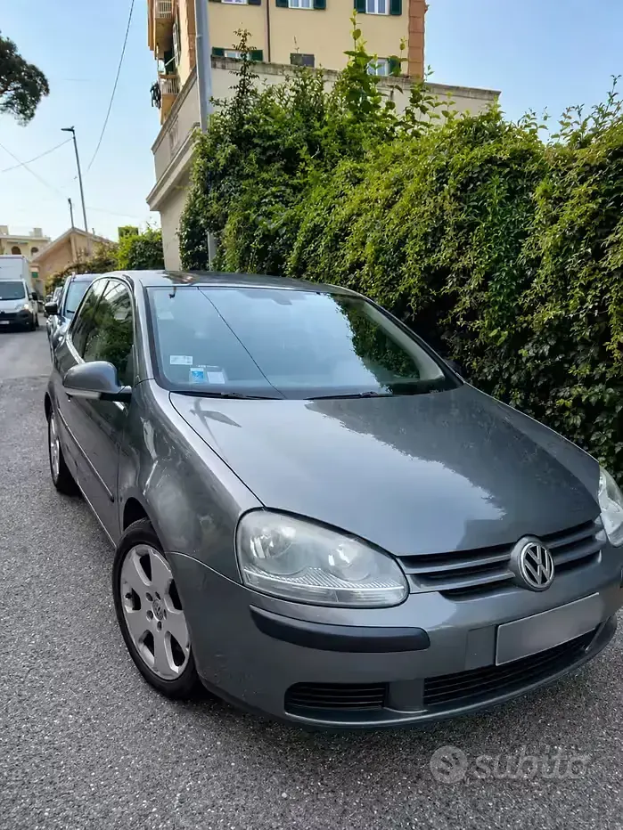 Usata VW Golf V 140 CV (102 kW) 2005 Verde Utilitaria