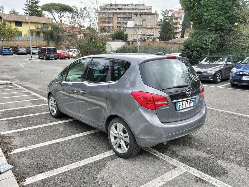 Usata Opel Meriva S 95 CV (69 kW) 2017 Grigio Monovolume