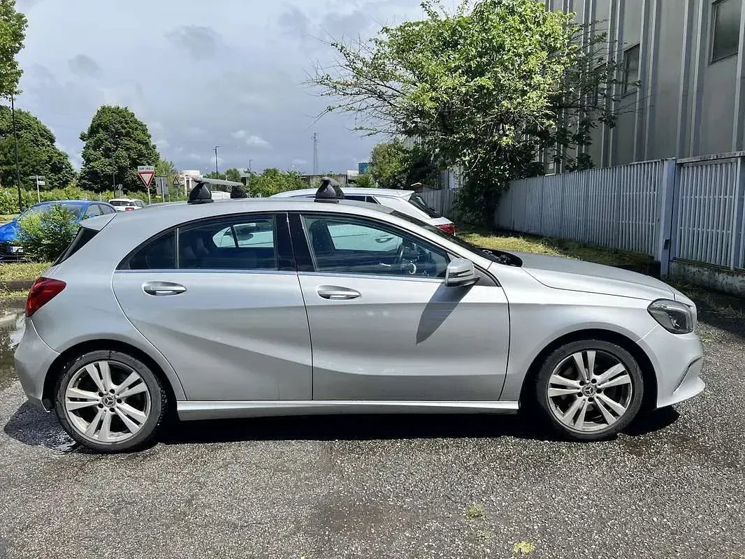 Usata Mercedes A200 Executive 136 CV (100 kW) 2017 Grigio Berlina