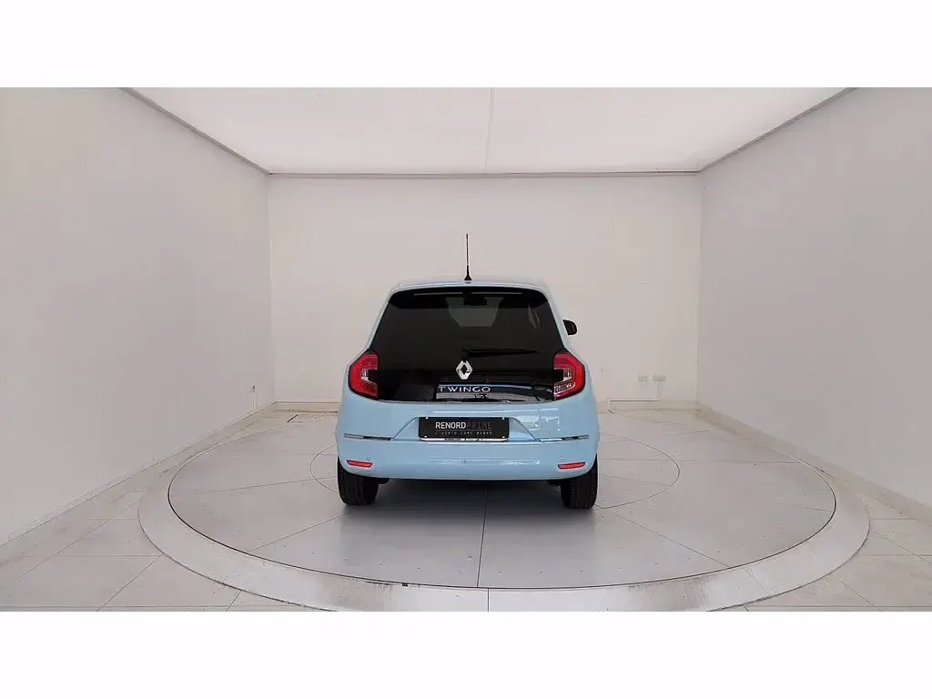 Usata Renault Twingo Techno 60 kW (82 CV) 2023 Azzurro Utilitaria
