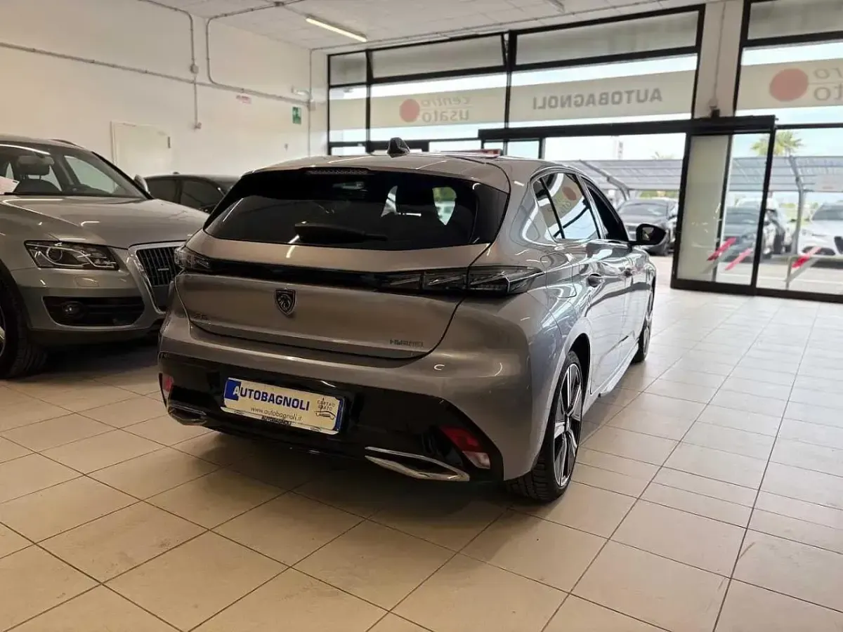 Usata Peugeot e-308 GT 80 kW (110 CV) 2023 Grigio Utilitaria