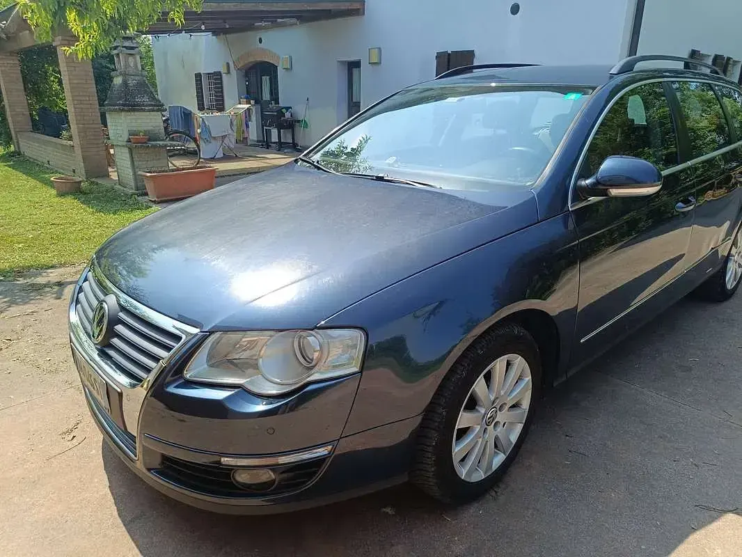 Usata VW Passat Highline 140 CV (102 kW) 2008 Station wagon