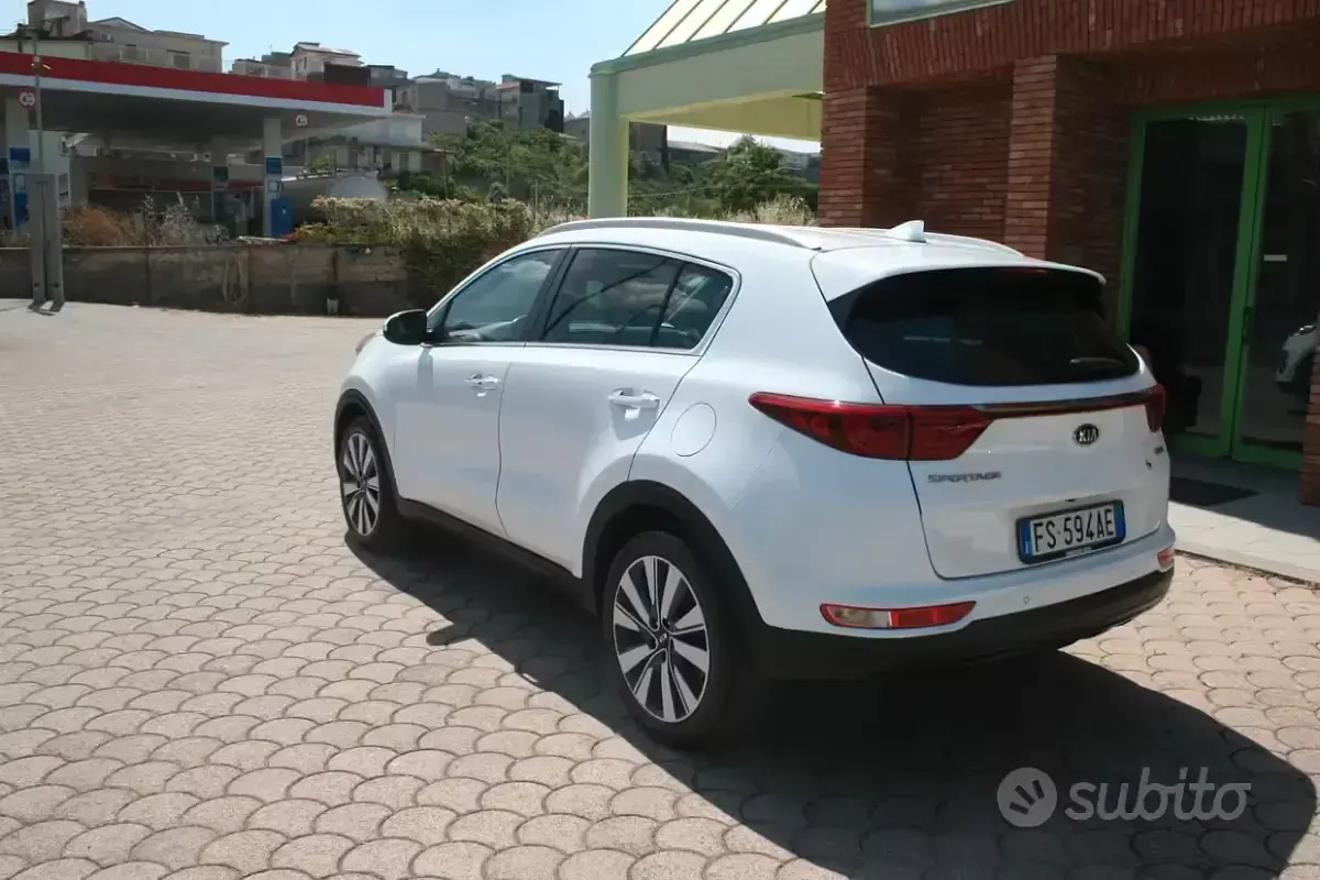 Usata Kia Sportage 115 CV (84 kW) 2018 Bianco SUV