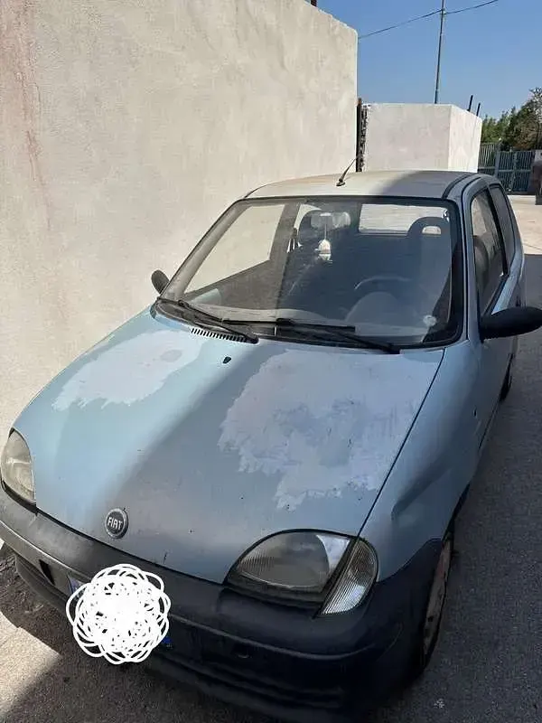 Usata Fiat 600 54 CV (39 kW) 2000 Utilitaria
