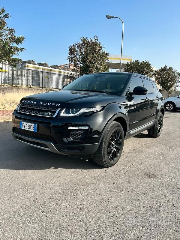 Usata Land Rover Range Rover evoque 150 CV (110 kW) 2019 Nero SUV