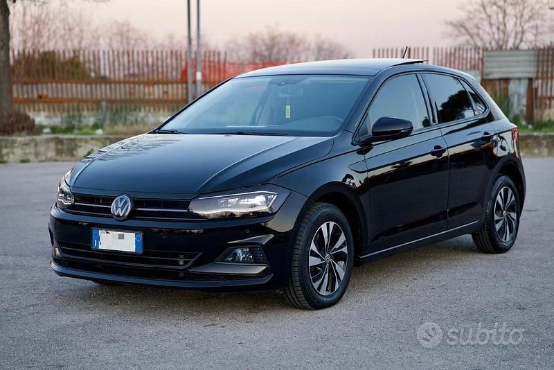 Usata VW Polo 95 CV (69 kW) 2018 Nero Utilitaria