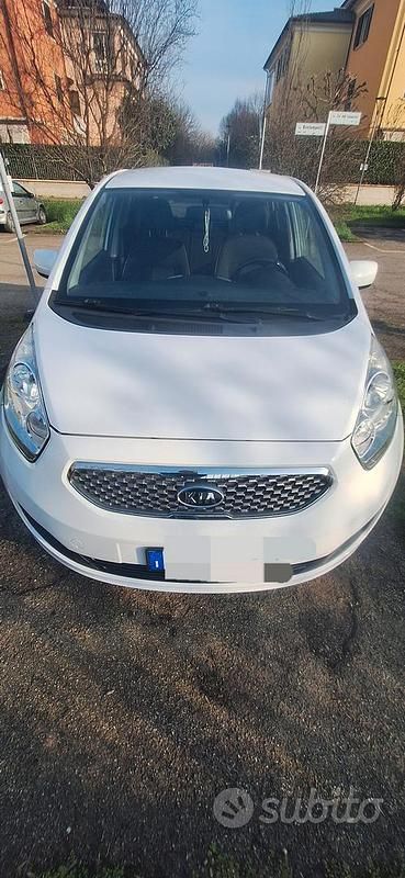 Usata Kia Venga 90 CV (66 kW) 2011 Utilitaria