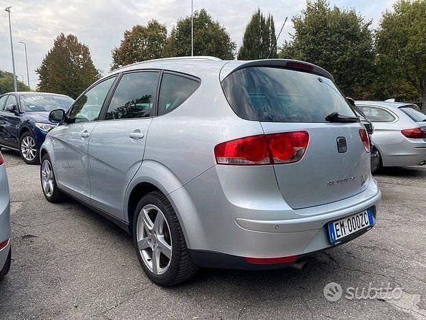 Usata Seat Altea XL Style 105 CV (77 kW) 2012 Grigio Monovolume