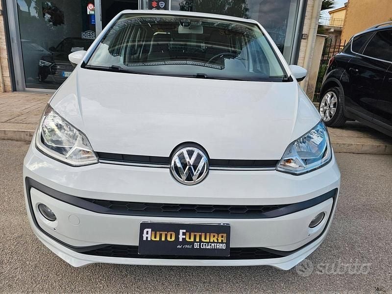 Usata VW up! Move 60 CV (44 kW) 2018 Bianco Utilitaria