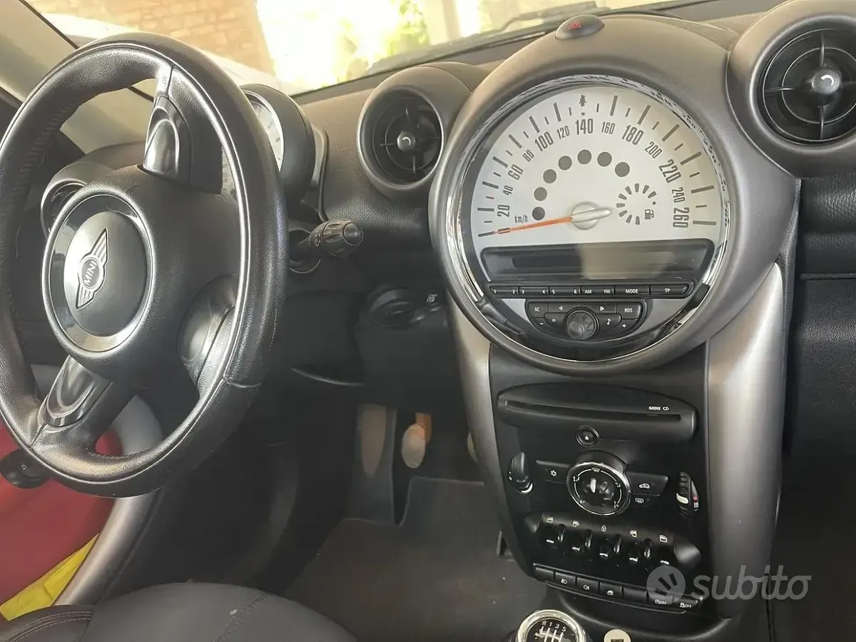 Usata Mini One Countryman 90 CV (66 kW) 2017 Grigio SUV