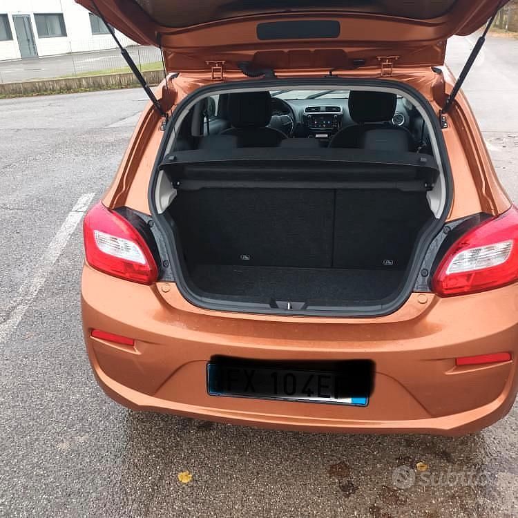 Usata Mitsubishi Space Star 71 CV (52 kW) 2019 Marrone Berlina
