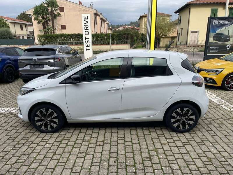 Bianco Usata 2021 Renault Zoe Intens Due volumi | 15.000 € (Molto cara) - Immagine 1/4