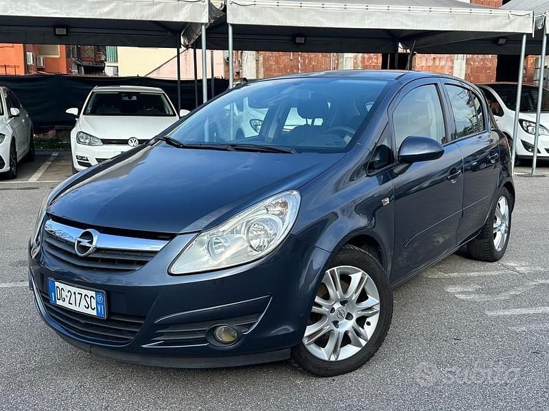 Usata Opel Corsa Enjoy 90 CV (66 kW) 2007 Grigio Utilitaria