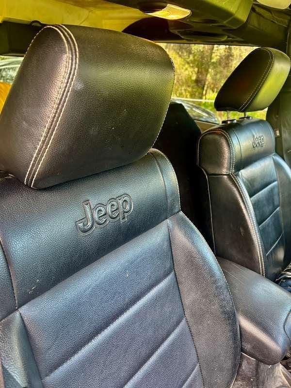 Usata Jeep Wrangler Sahara 200 CV (147 kW) 2011 Bianco SUV