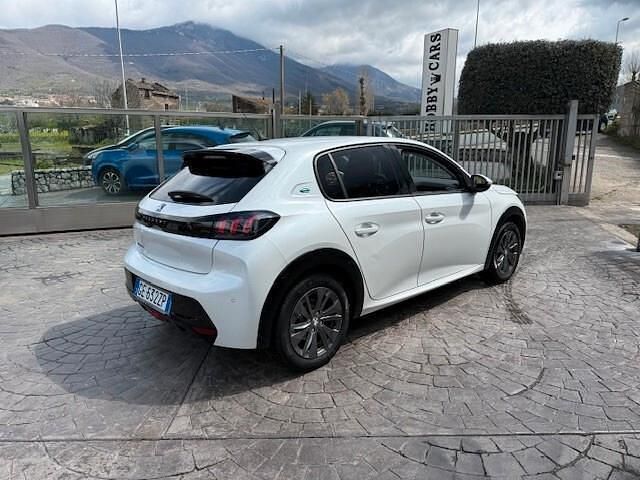 Usata Peugeot 208 Allure 100 kW (136 CV) 2021 Bianco Utilitaria