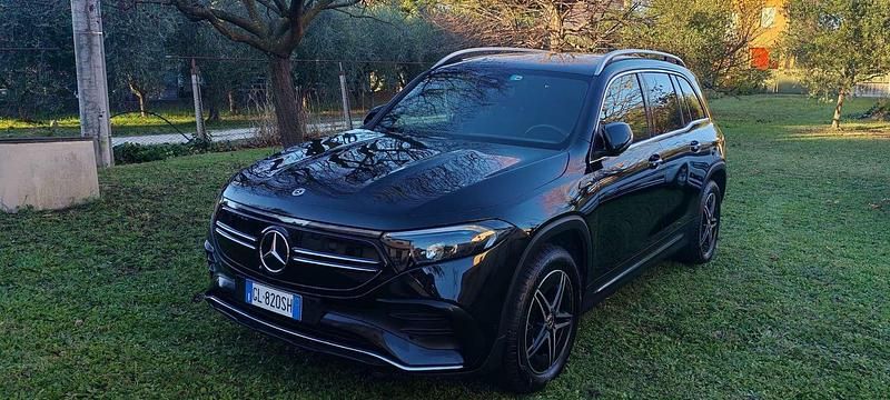 Usata 2022 Mercedes EQB250 Premium SUV | 33.900 € (Molto cara) - Immagine 1/4