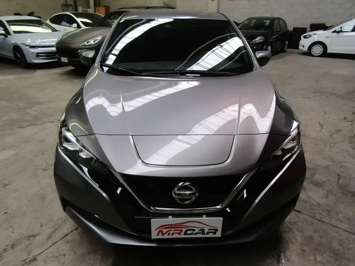 Usata Nissan Leaf Tekna 89 kW (122 CV) 2022 Grigio metallizzato Utilitaria