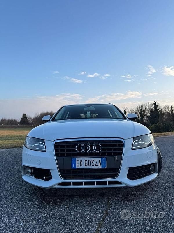 Bianco Usata 2012 Audi A4 Advanced Station wagon | 9000 € (Buon prezzo) - Immagine 1/4