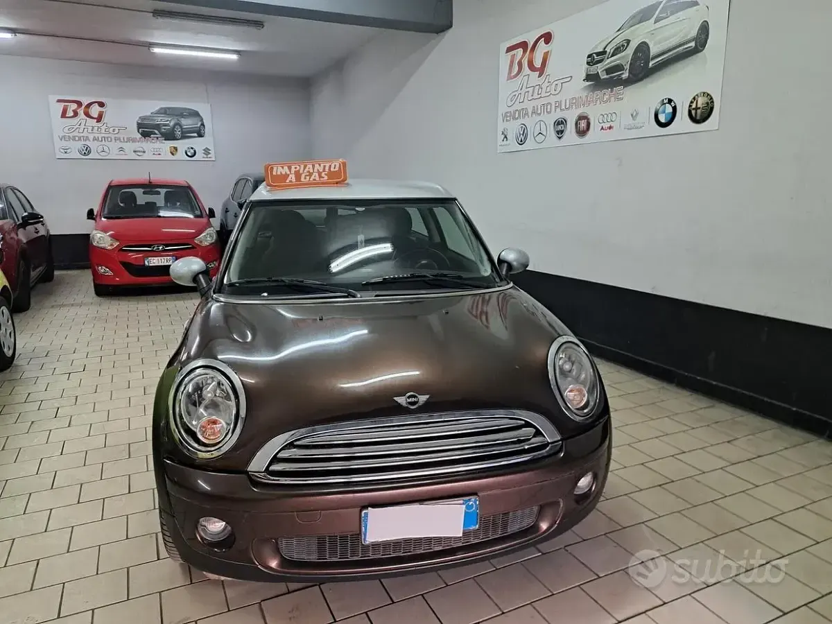 Usata Mini Cooper Clubman 120 CV (88 kW) 2008 Marrone Station wagon