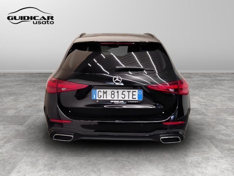 Usata Mercedes C300 Premium 197 CV (144 kW) 2023 Nero Station wagon