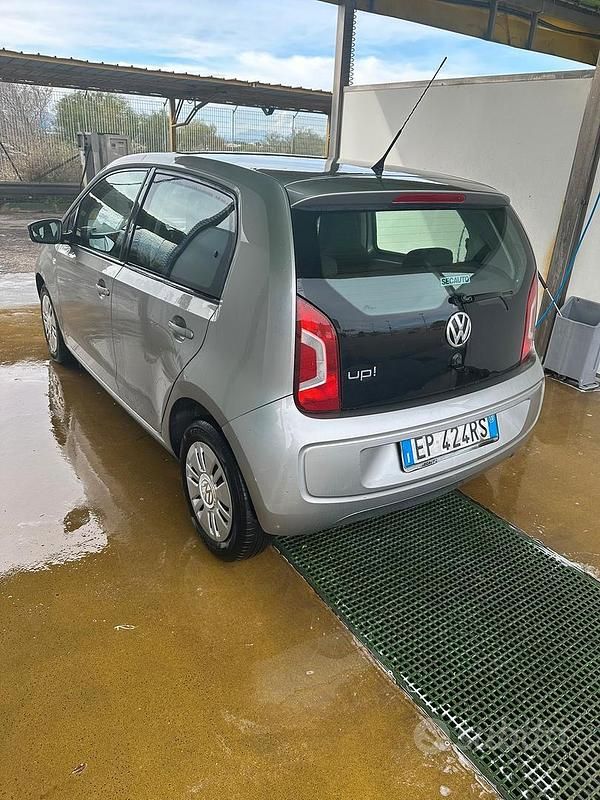 Usata VW up! 2013 Grigio Utilitaria