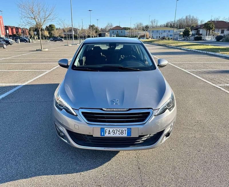 Usata Peugeot 308 GT-line 131 CV (96 kW) 2015 Grigio Berlina