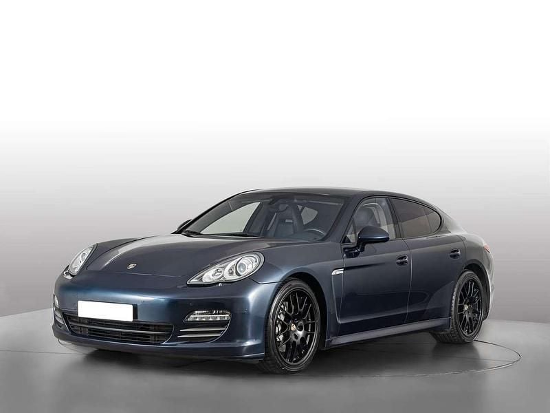 N4 blu scuro metallizzato Usata 2010 Porsche Panamera Tre volumi | 22.900 € (Ottimo prezzo) - Immagine 1/4
