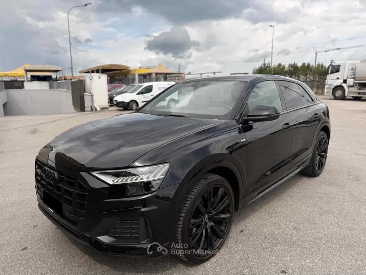 Usata Audi RS Q8 S-Line 286 CV (210 kW) 2021 Nero SUV