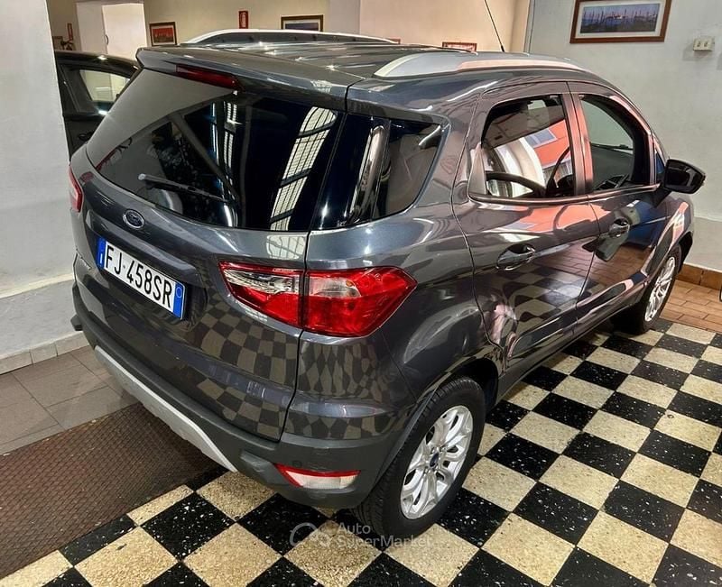 Usata Ford Ecosport Titanium 95 CV (69 kW) 2017 Grigio SUV