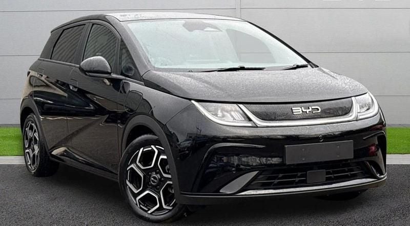 Nuova BYD Dolphin Design 150 kW (204 CV) 2026 Obsidian black Utilitaria