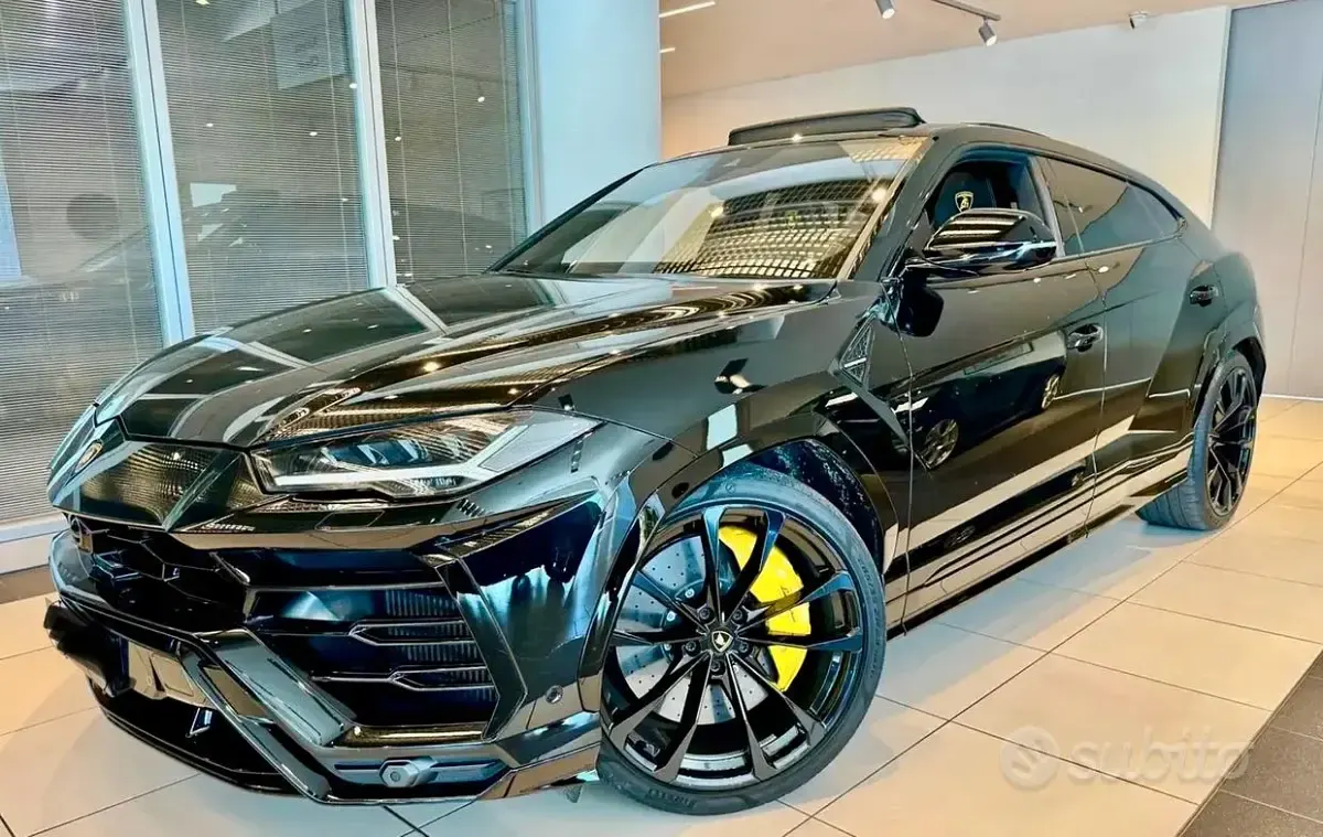Usata Lamborghini Urus 650 CV (478 kW) 2022 Nero SUV