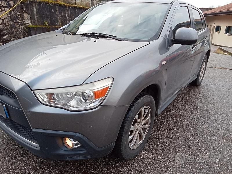 Grigio Usata 2010 Mitsubishi ASX Invite SUV | 3200 € (Buon prezzo) - Immagine 1/4