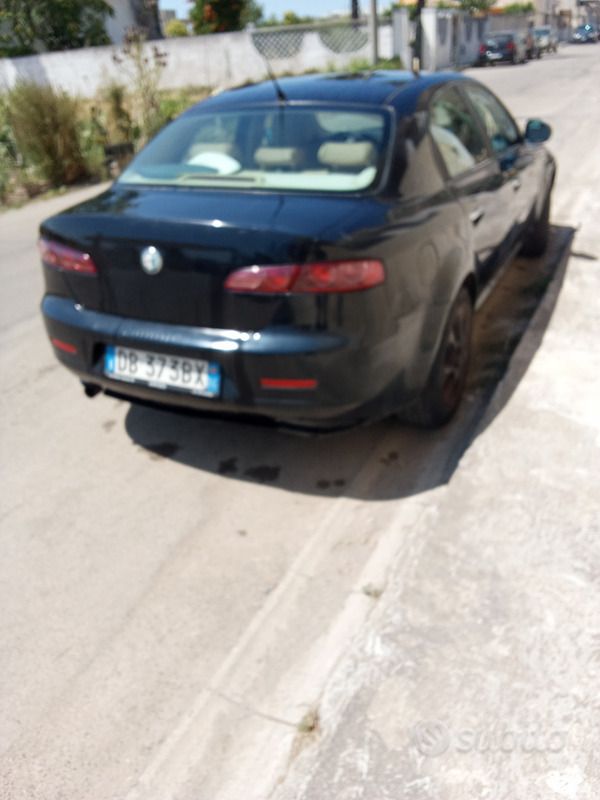 Usata 2006 Alfa Romeo 159 Progression Berlina | 2500 € (Super prezzo) - Immagine 1/3