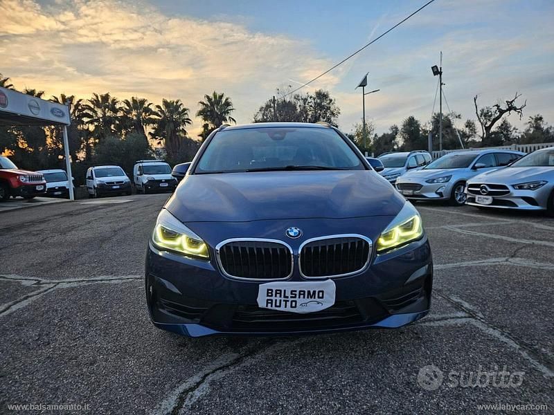 Usata BMW 218 Gran Tourer 150 CV (110 kW) 2021 Blu/azzurro Monovolume