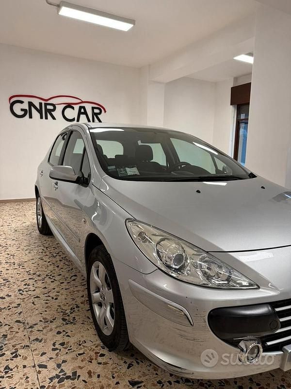 Usata Peugeot 307 90 CV (66 kW) 2007 Grigio Berlina