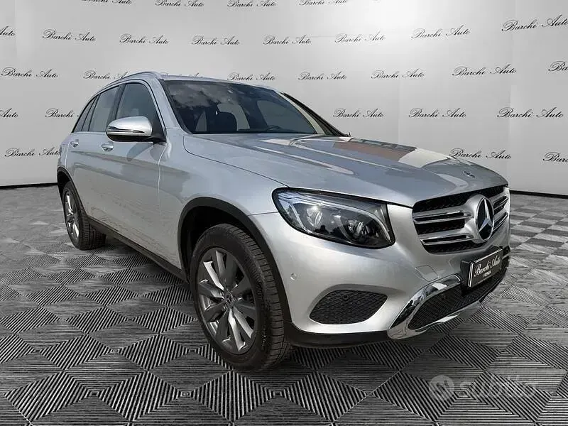 Usata Mercedes GLC250 Exclusive 204 CV (150 kW) 2018 Grigio SUV