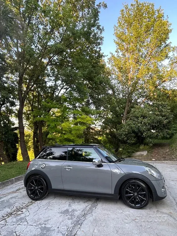 Usata Mini Cooper S 192 CV (141 kW) 2015 Grigio Utilitaria