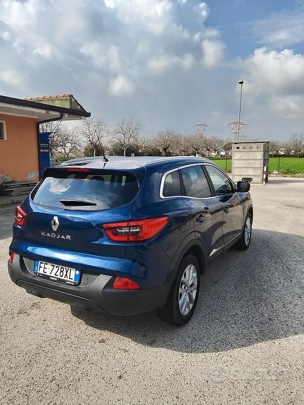 Usata Renault Kadjar 130 CV (95 kW) 2016 Blu SUV
