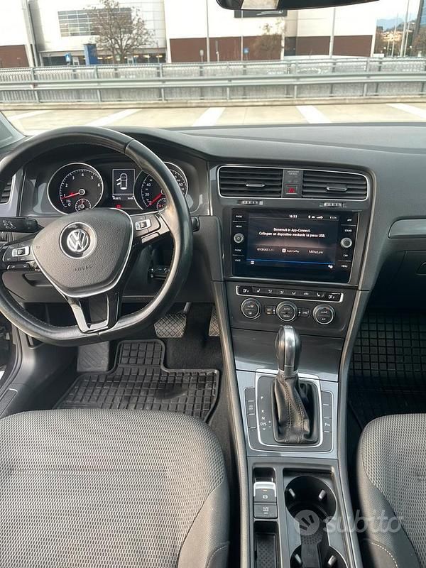 Usata VW Golf VII 125 CV (91 kW) 2017 Nero Berlina