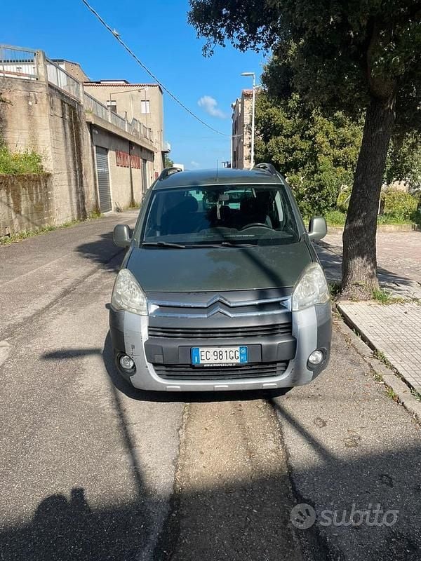 Usata Citroën Berlingo 109 CV (80 kW) 2010 Verde Monovolume