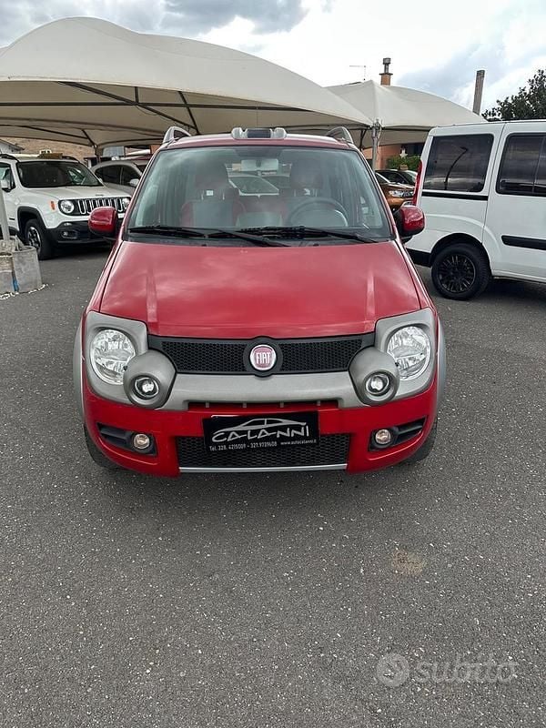 Usata Fiat Panda Cross Cross 75 CV (55 kW) 2010 Rosso Utilitaria