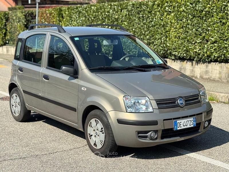 Usata Fiat Panda 60 CV (44 kW) 2007 Gray Utilitaria
