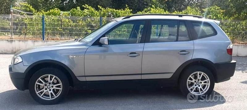 Usata BMW X3 150 CV (110 kW) 2005 Grigio SUV