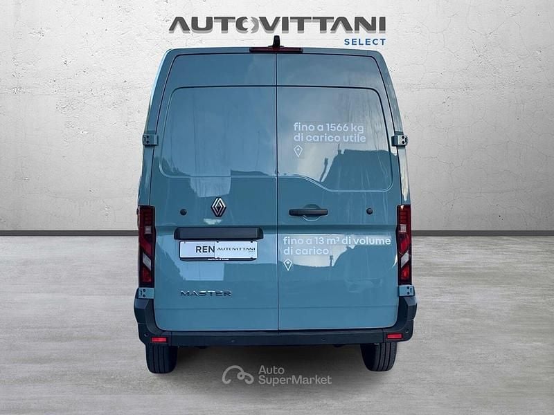 Usata Renault Master 150 CV (110 kW) 2024 Verde Berlina